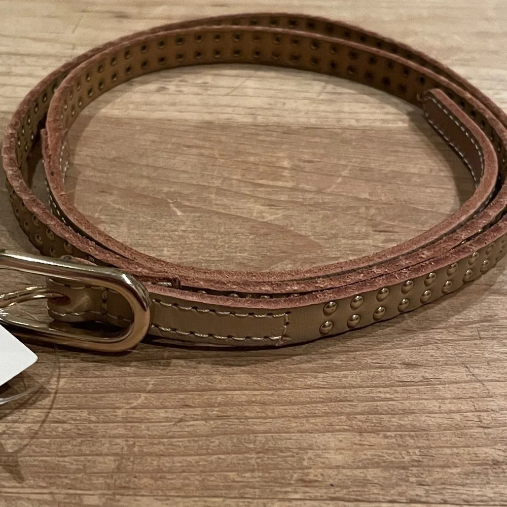 NWT J. Crew 100% leather gold beige skinny belt Old Money, business Holiday LG